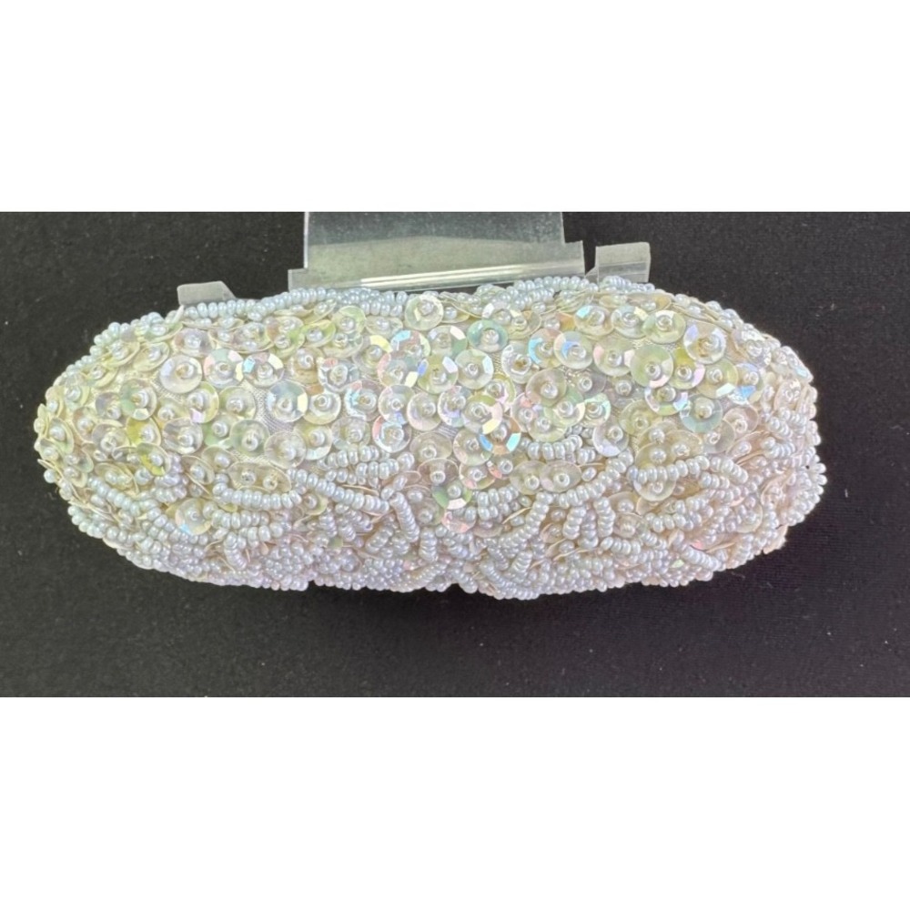 Vintage Hong Kong Iridescent White Beaded Change Purse Coin Pouch Bag 5x3.5 Glam - Picture 5 of 11